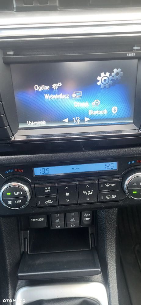 Toyota Corolla 1.6 Premium + - 24