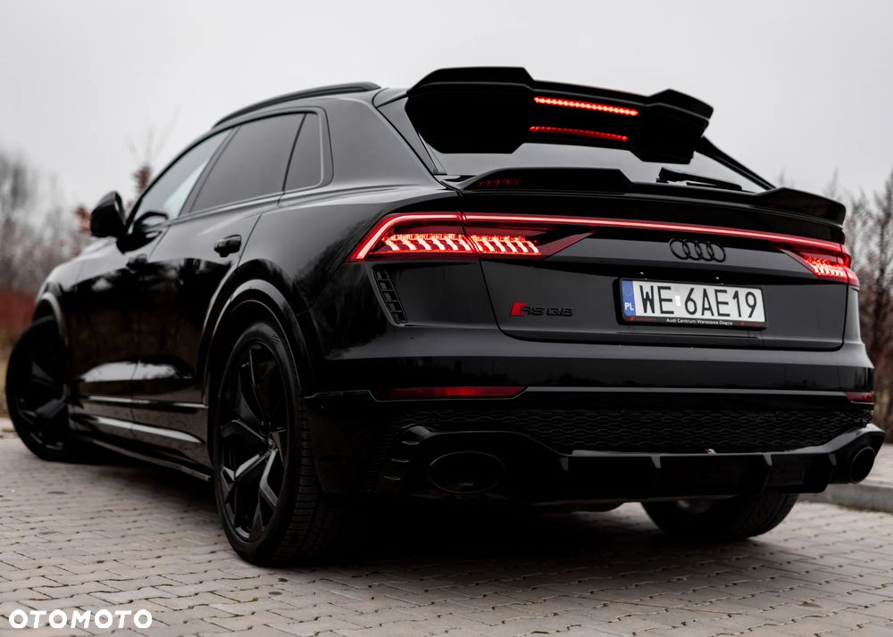 Audi RS Q8 - 8