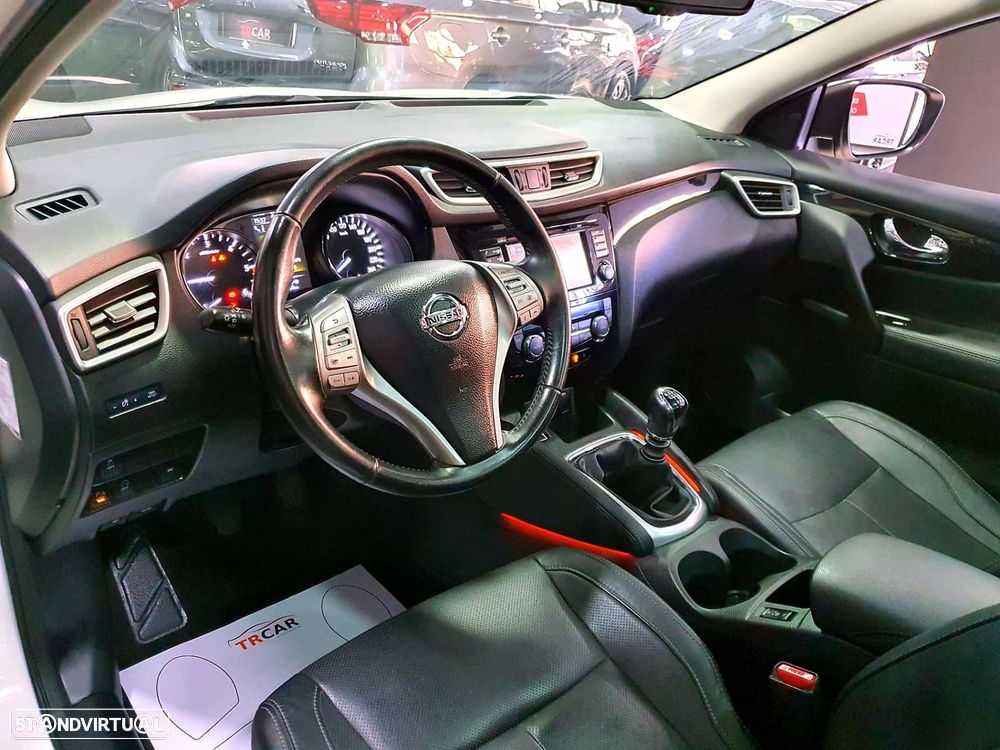 Nissan Qashqai 1.2 DIG-T Tekna Premium Pele S P.Preta - 9