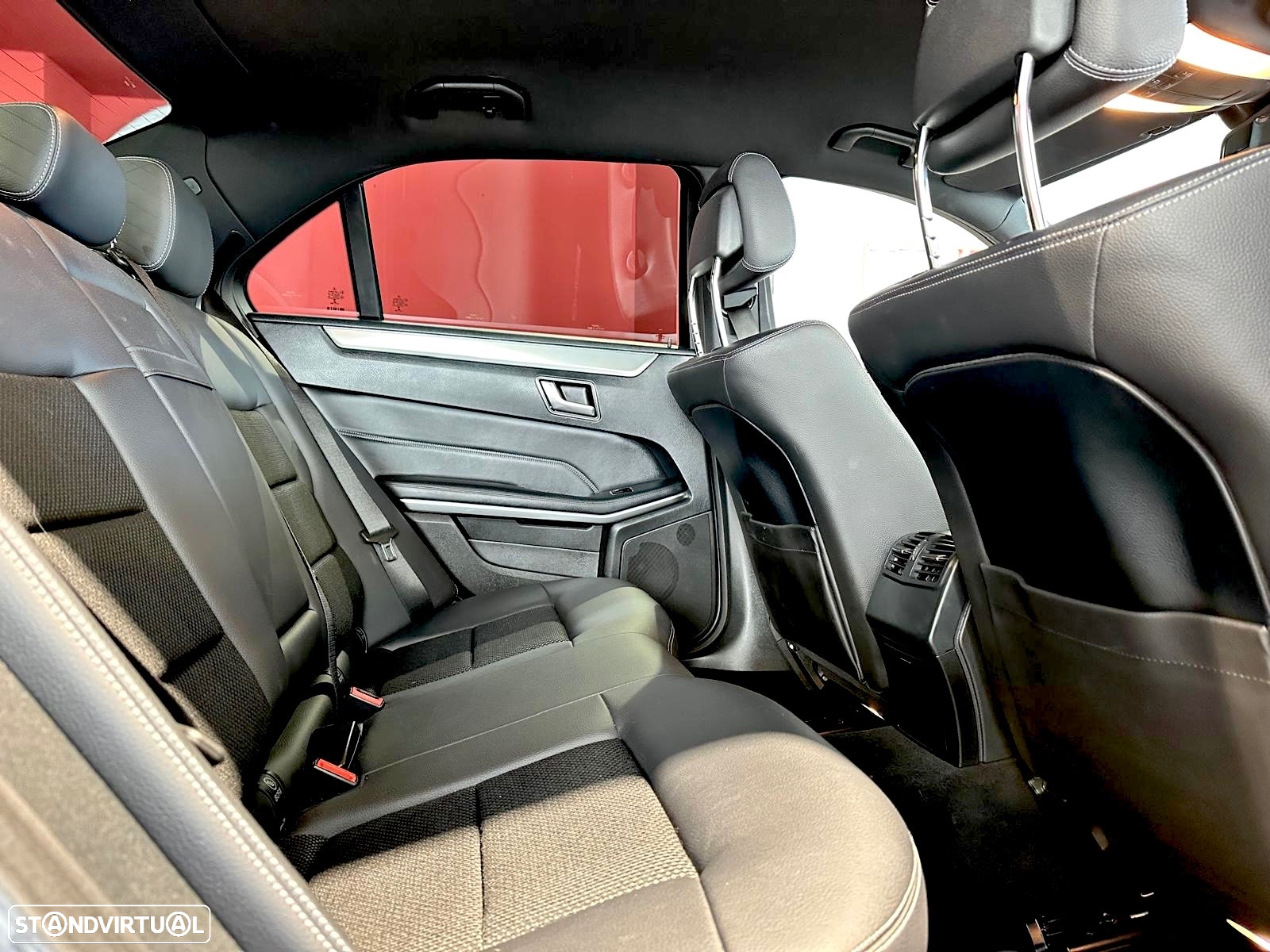 Mercedes-Benz E 300 Bluetec Hybrid Avantgarde 107g - 16