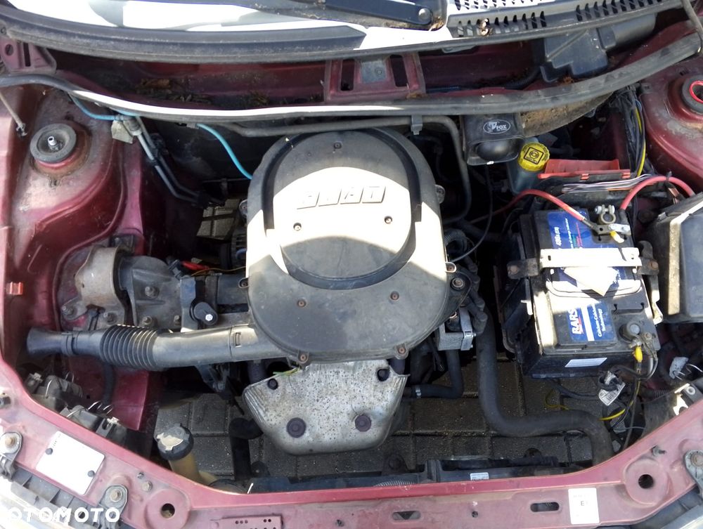 Fiat Punto II (99-03r.) 1.2 B 58KM. Silnik 188 A4.000 Skrzynia.Cały na części. GWARANCJA !!! Przód Tył Zestaw Komplet Drzwi Klapa Zderzak Błotnik Maska Grill Atrapa Szyba Pas Lampa Lusterko Boczki Fotel Kanapa Kokpit Deska Rozdzielcza Przełącznik Włącznik Sterownik Przewody Wiązka Instalacja Moduł Komputer Czujnik Listwa Pompa Alternator Wtryski Głowica Rozrusznik Kompresor Sprzęgło Dwumas Silnik Skrzynia ABS Klimatyzacji Paliwa Wspomagania Kolektor Turbina Przepustnica Zawór Chłodnica Koło Hak Belka Sanki Zawieszenie Mcpherson Półoś Amortyzator Wydech Tłumik Zacisk Most - 6