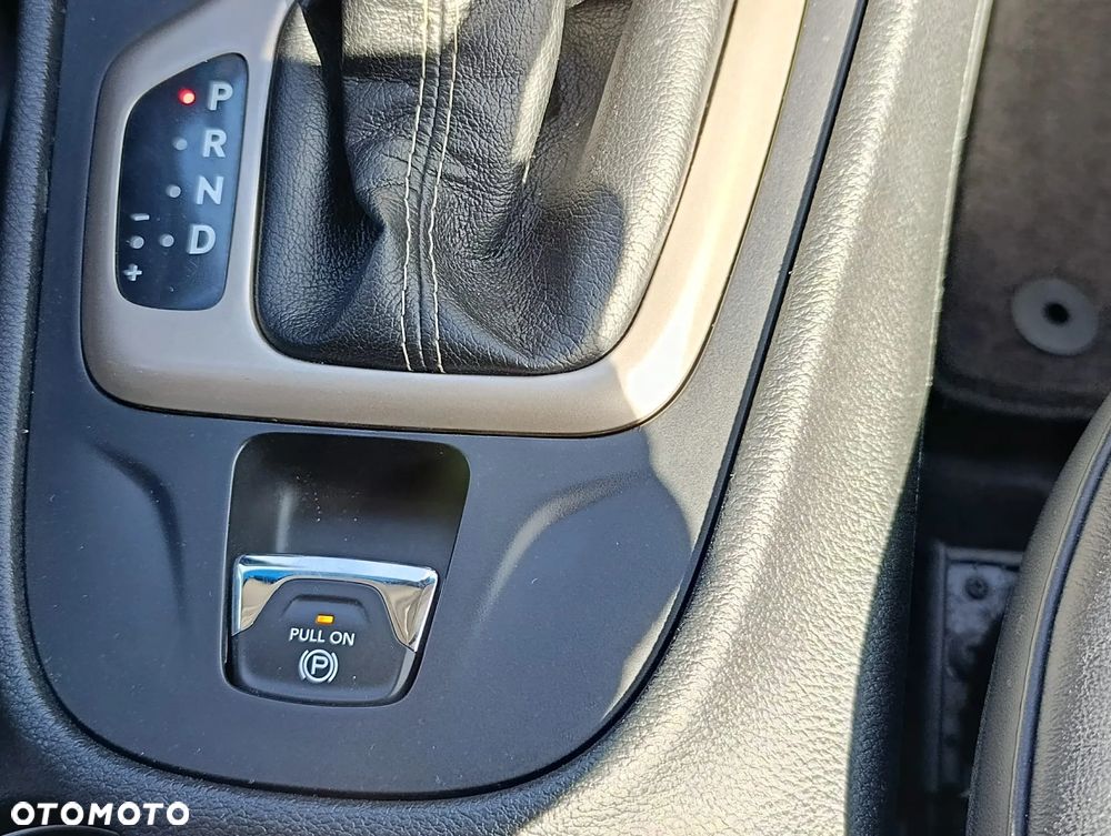 Jeep Cherokee - 18