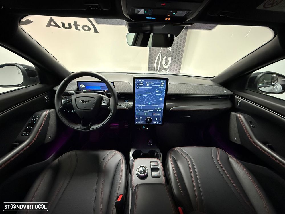 Ford Mustang Mach-E 98.7 kWh Premium AWD - 37