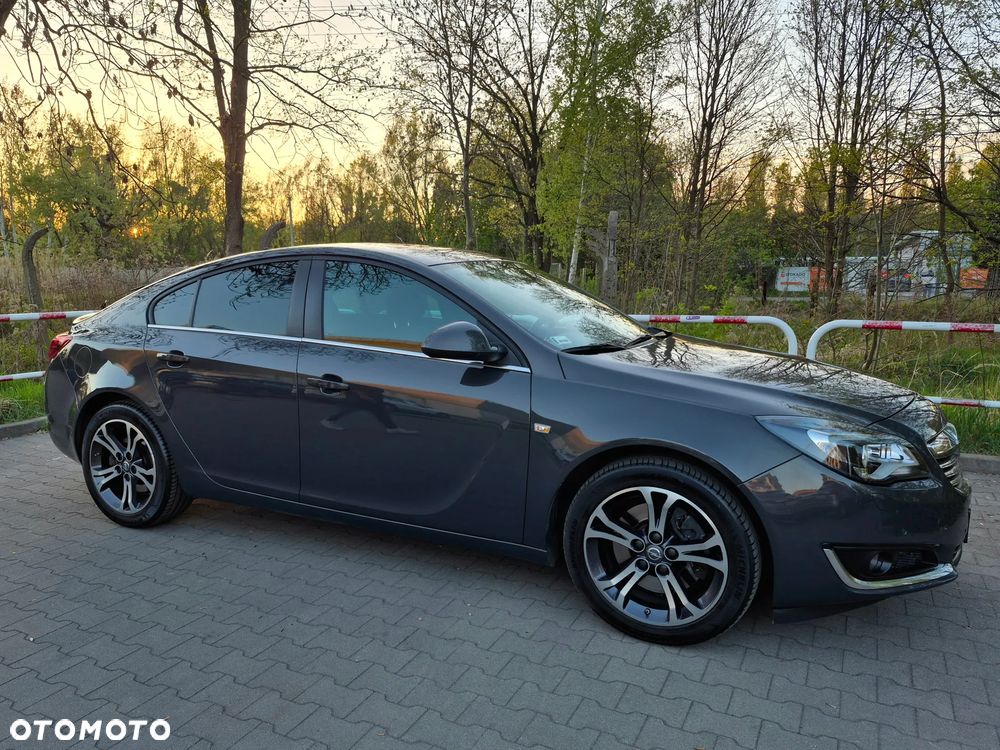 Opel Insignia 2.0 T Cosmo 4x4 S&S - 8