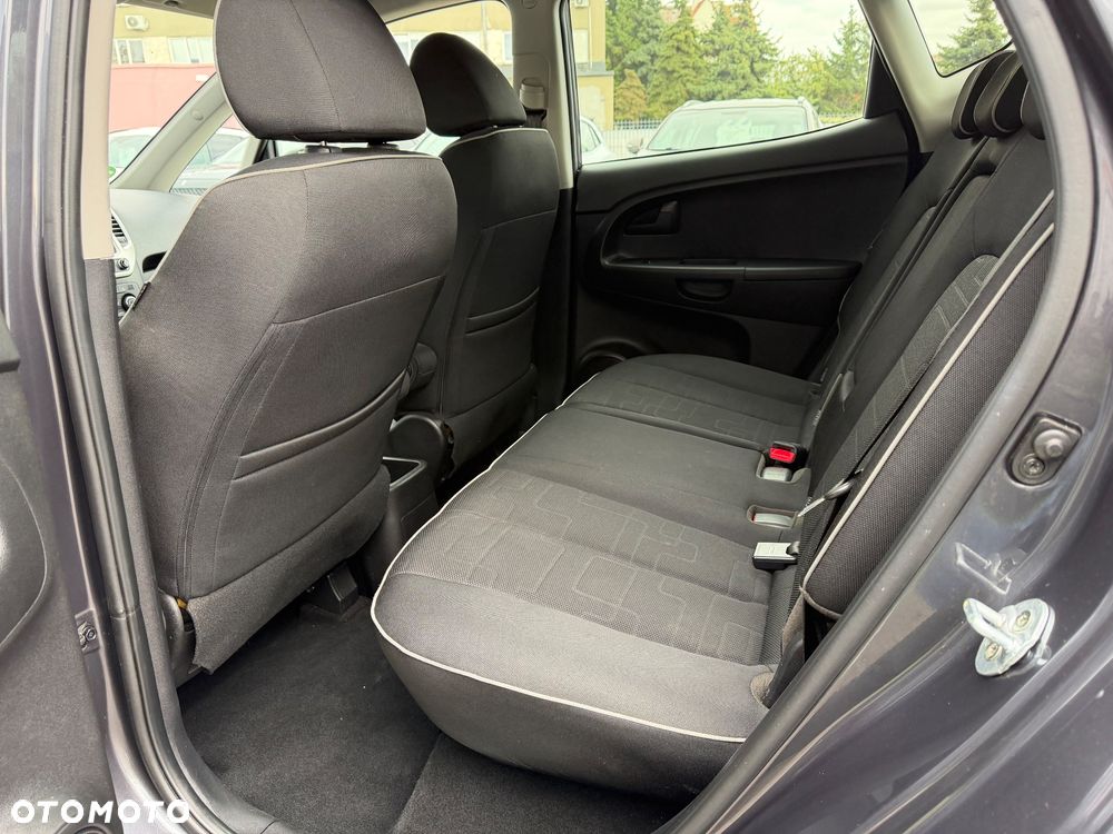 Kia Venga 1.4 CVVT Dream Team Edition - 31