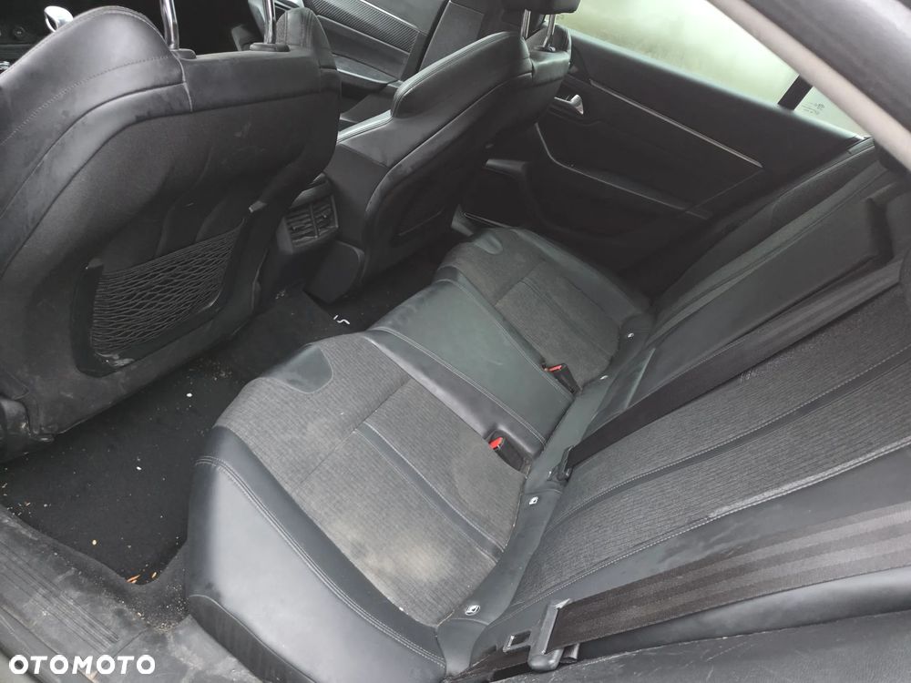 Peugeot 508 BlueHDi 130 Active Business-Paket - 25