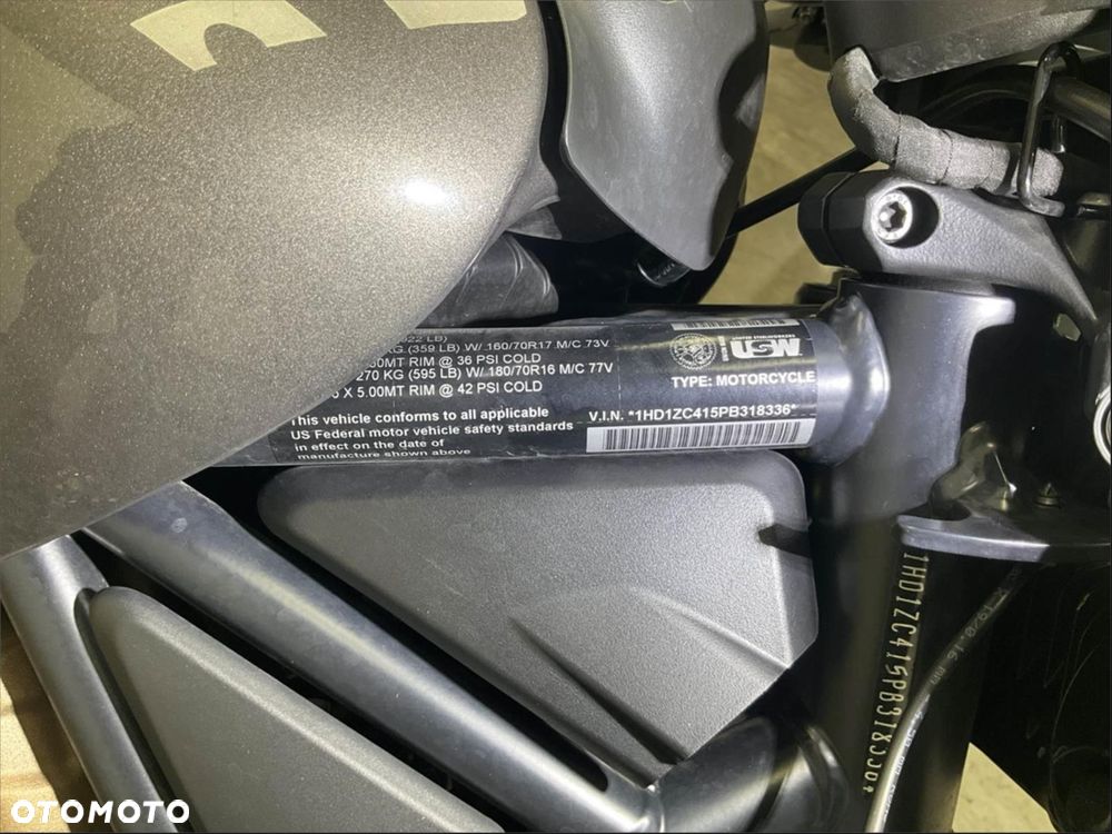 Harley-Davidson Sportster - 16