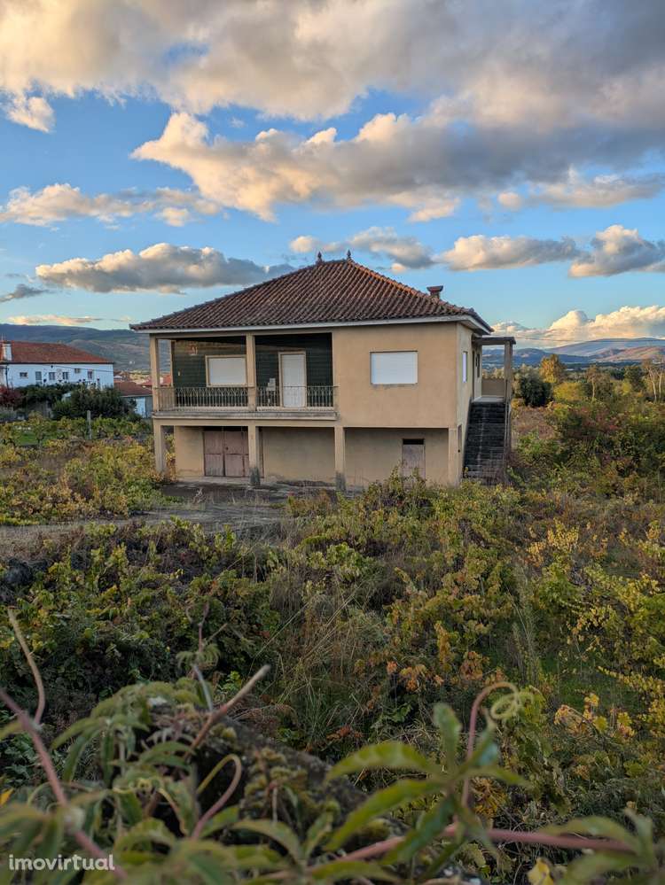 MORADIA E TERRENO  10 MINUTOS DE CHAVES 5 MINUTOS AUTO ESTRADA A 24 - Grande imagem: 2/16