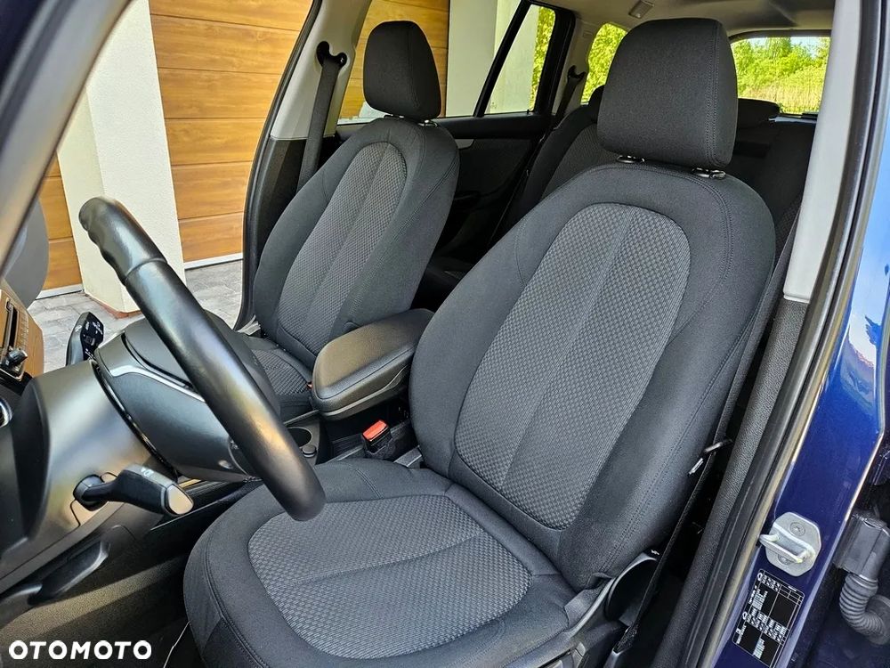 BMW Seria 2 - 18