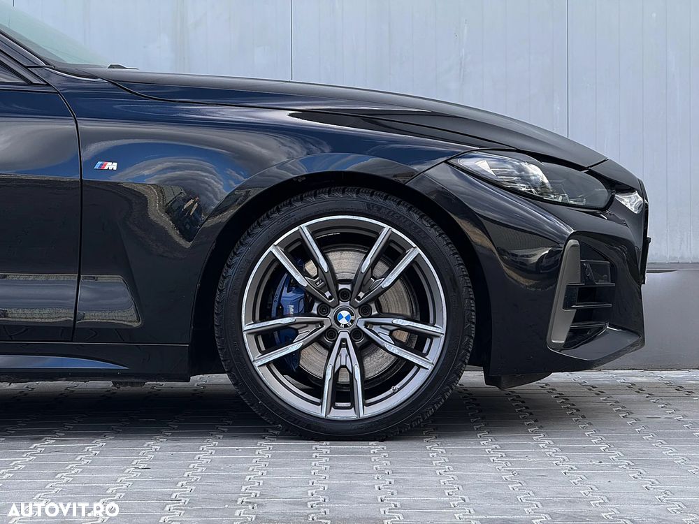 BMW M4 M440i xDrive AT MHEV - 40