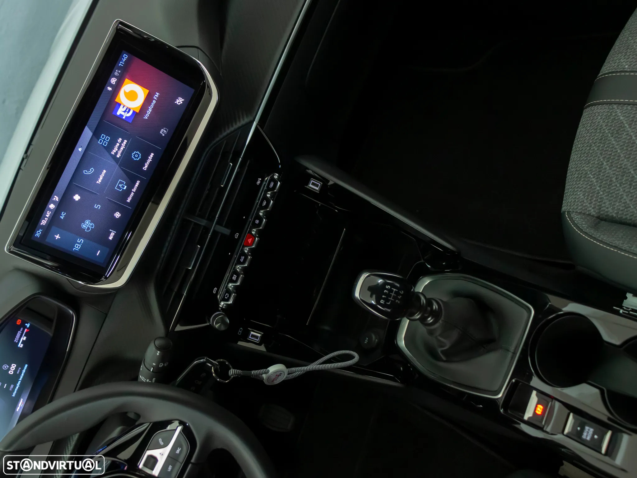 Peugeot 2008 1.2 PureTech Allure - 27