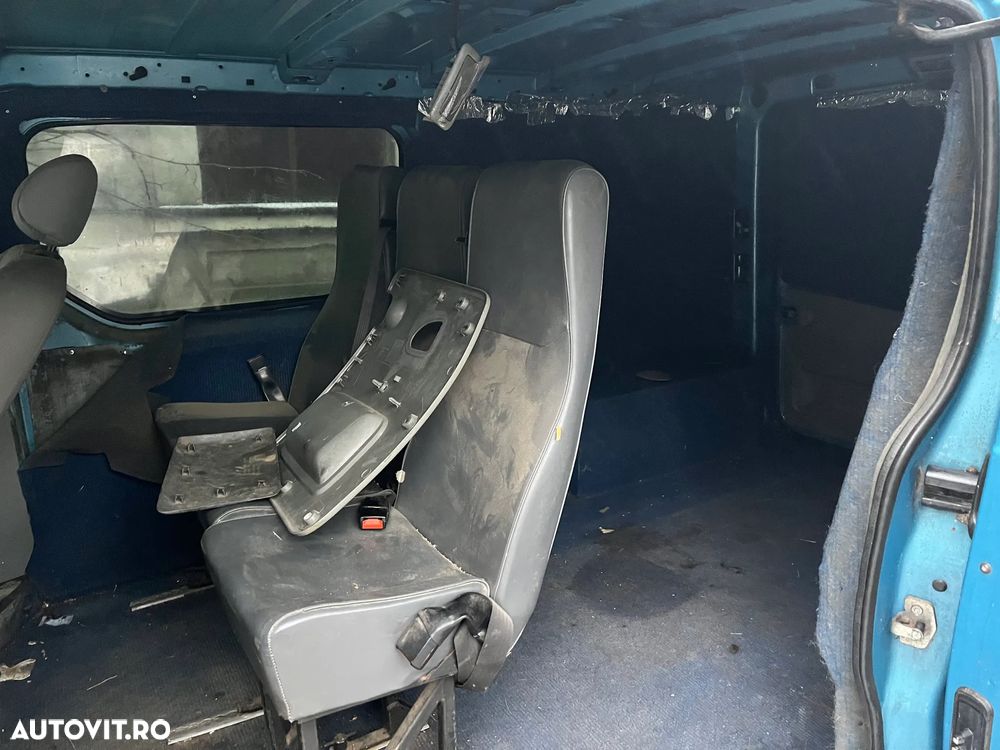 Dezmembrez Renault Trafic 2003 2.0 diesel albastru bleo - 7