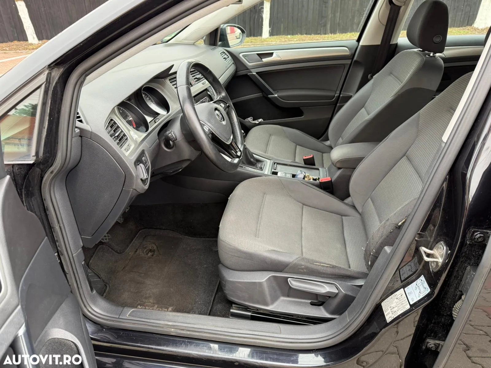 Volkswagen Golf 1.6 TDI (BlueMotion Technology) Trendline - 12