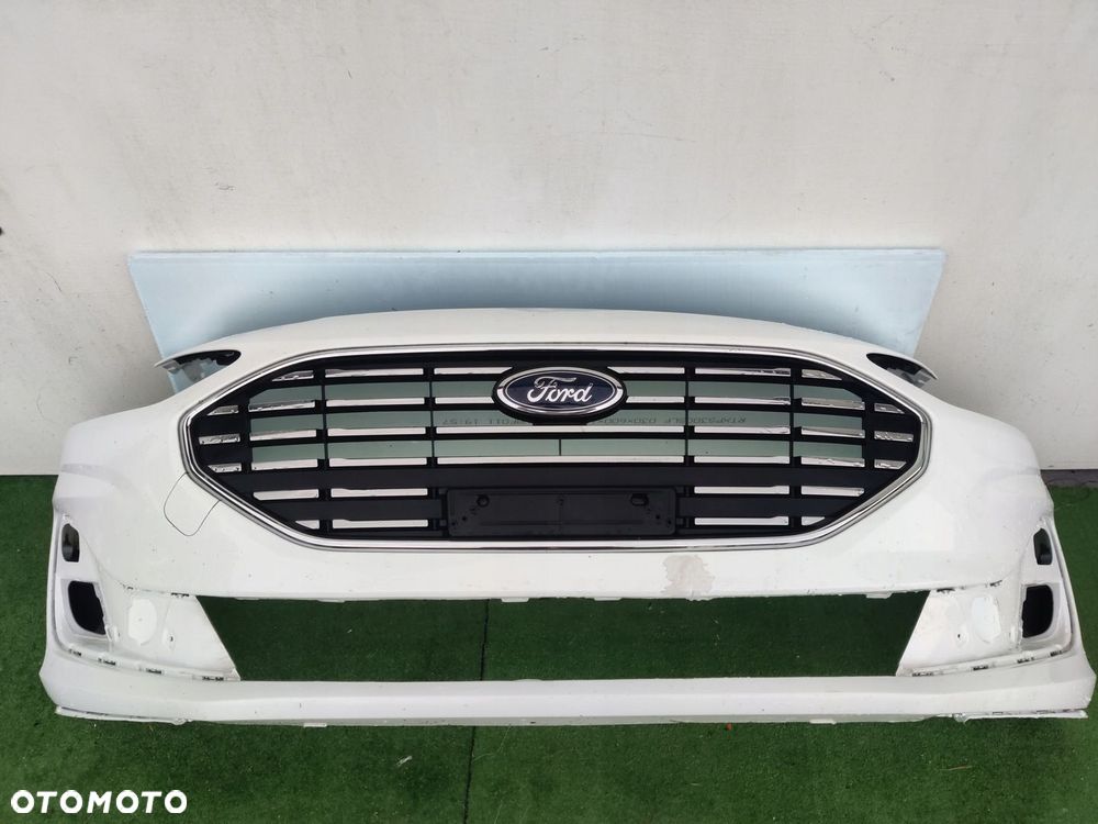 Zderzak przód przedni atrapa grill Ford Focus MK4 lift