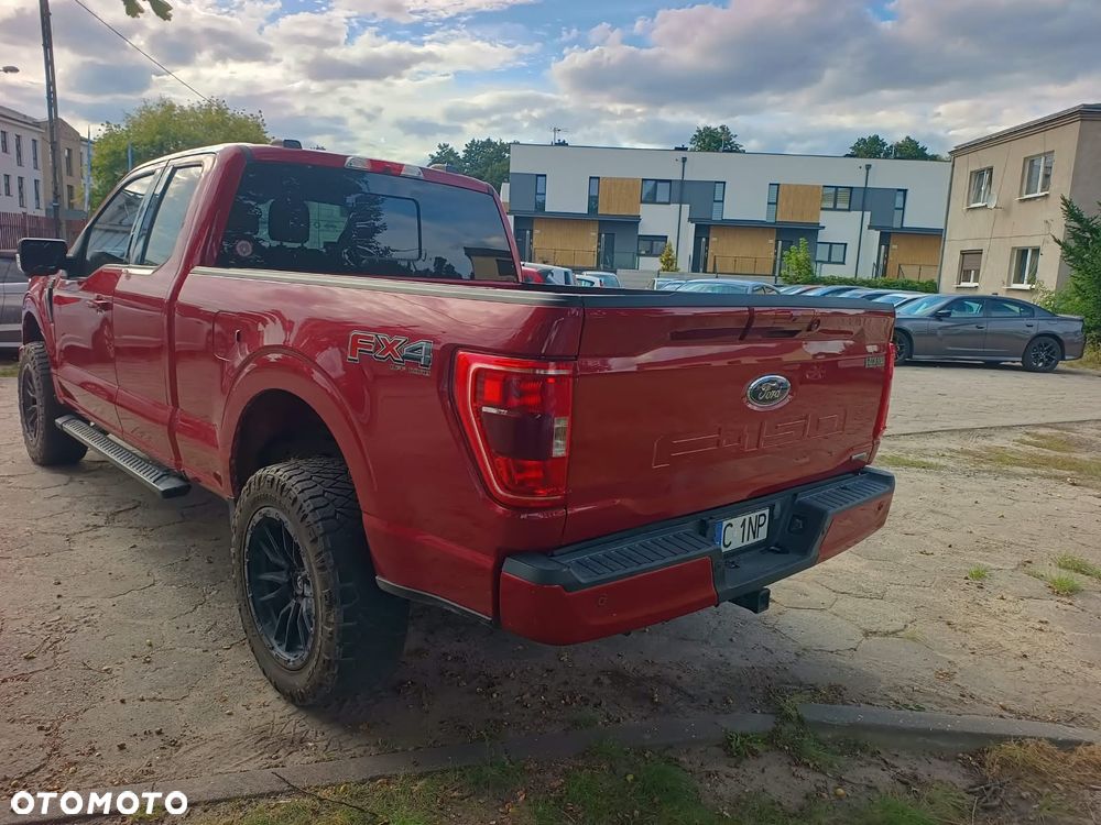 Ford F150 - 4