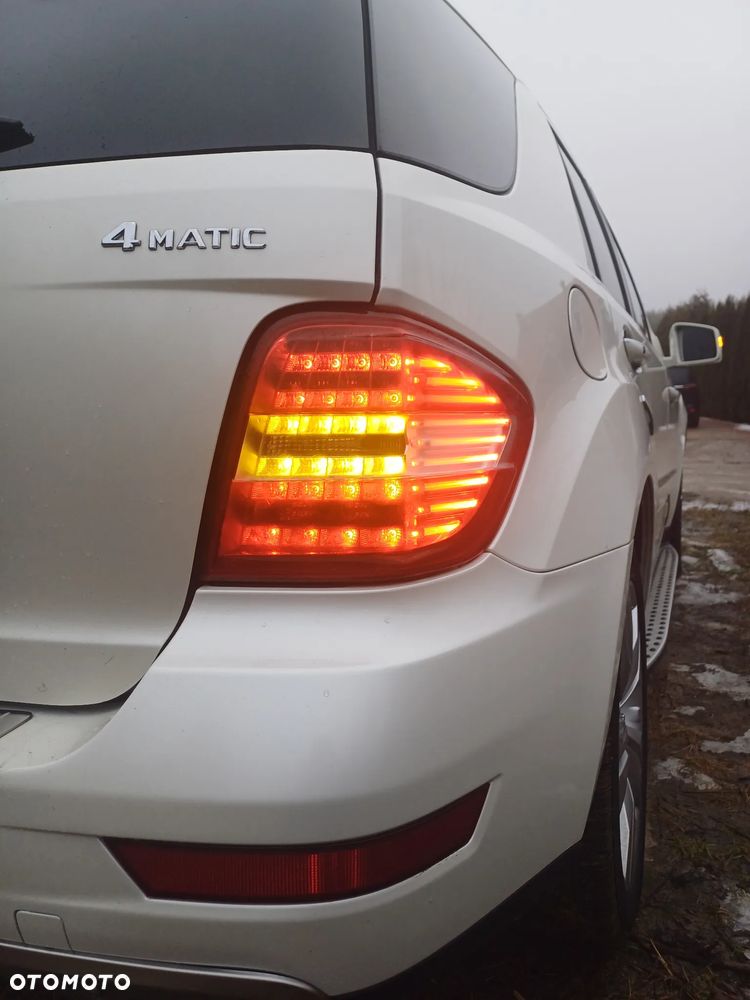 Mercedes-Benz ML 350 4Matic 7G-TRONIC Grand Edition - 9