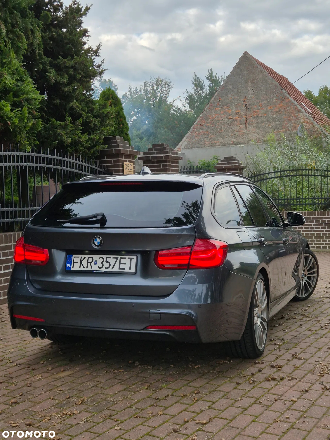 BMW Seria 3 320d Touring Edition M Sport Shadow - 21