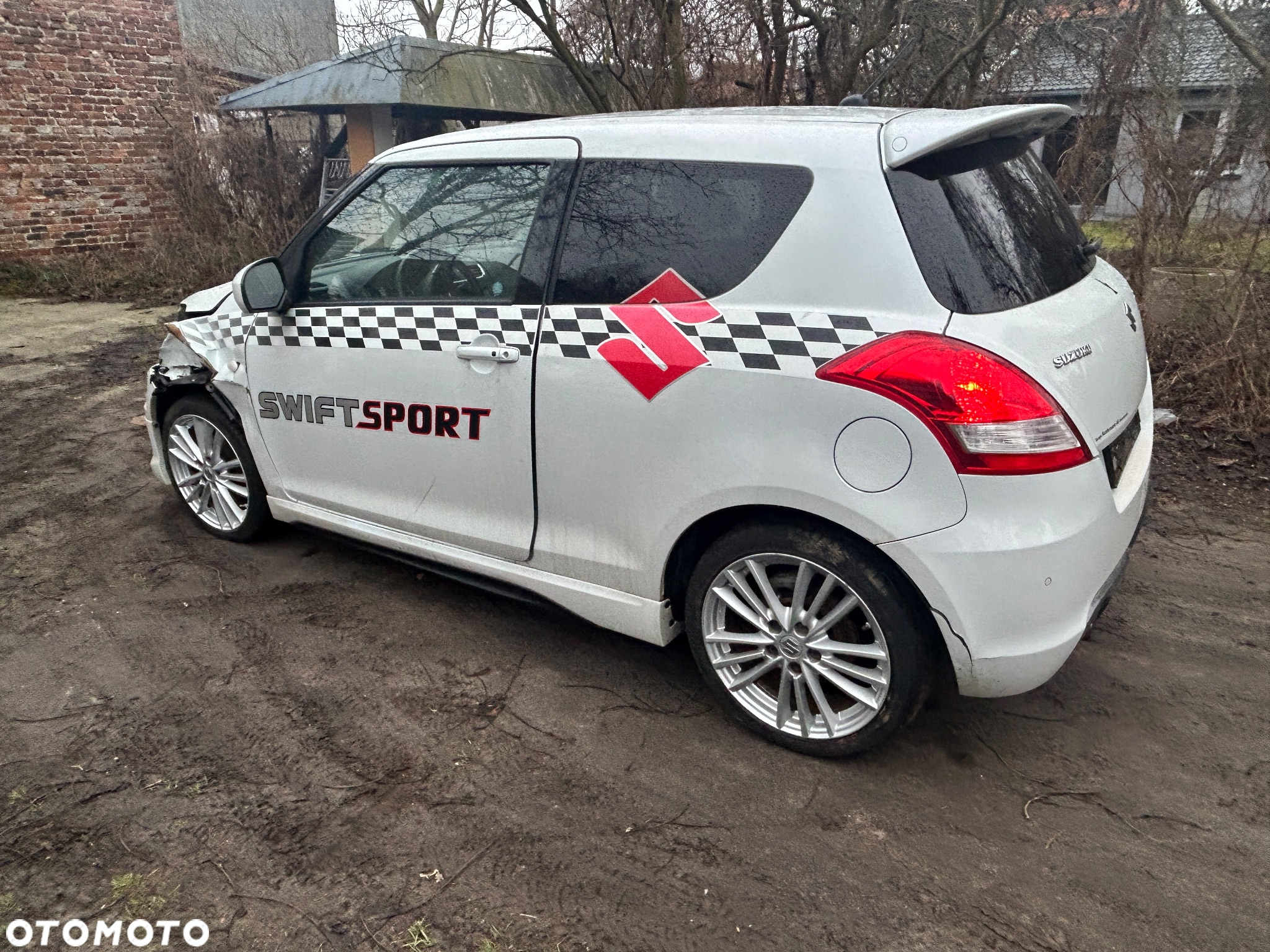 Suzuki Swift 1.6 Sport - 6