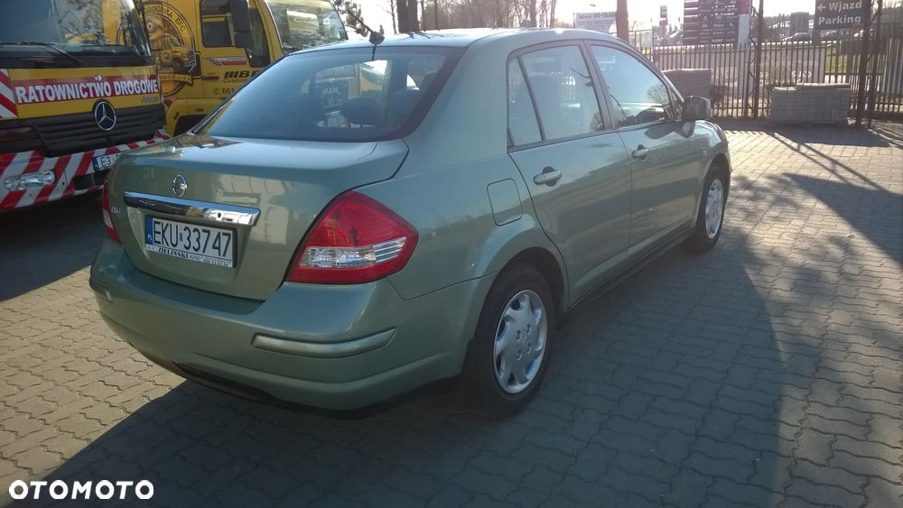 Nissan Tiida 1.6 Tekna - 6