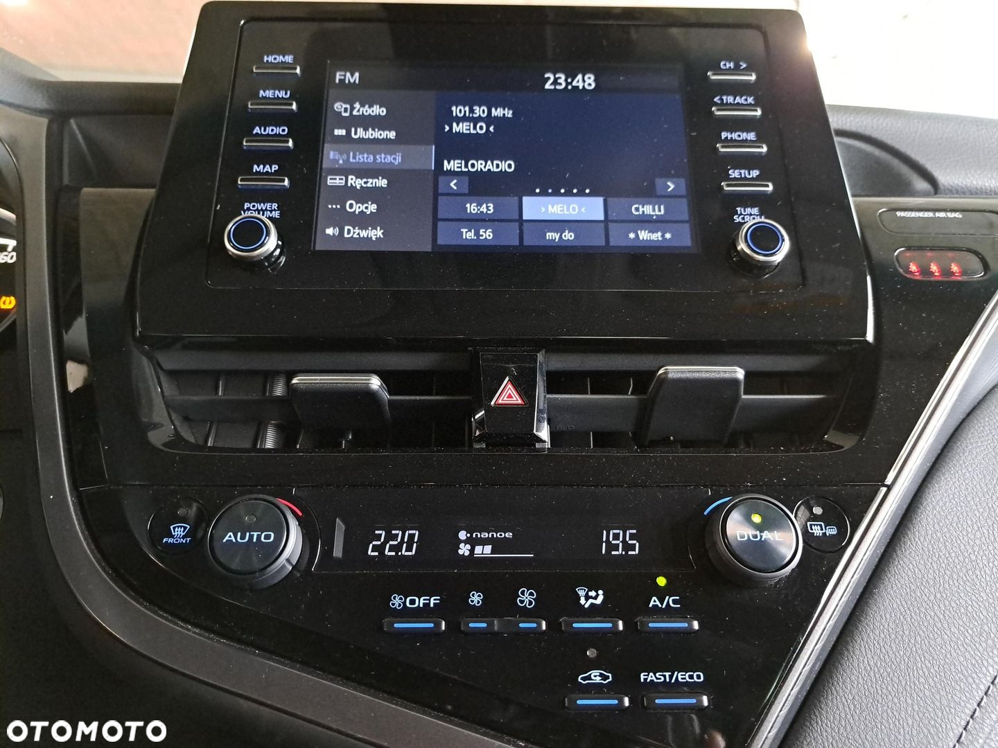 Toyota Camry 2.5 Hybrid Comfort CVT - 21