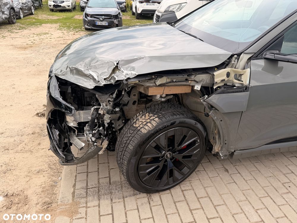 Audi Q8 Sportback e-tron 55 quattro S line - 7