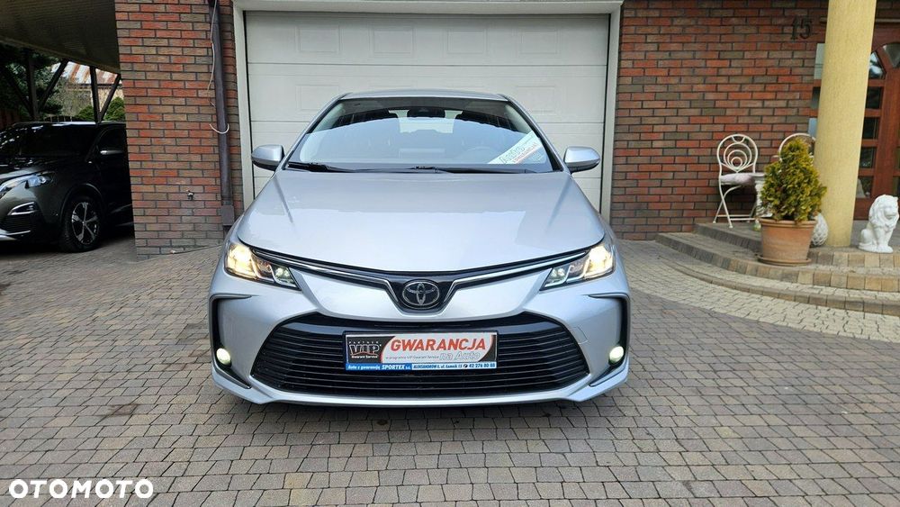 Toyota Corolla - 4