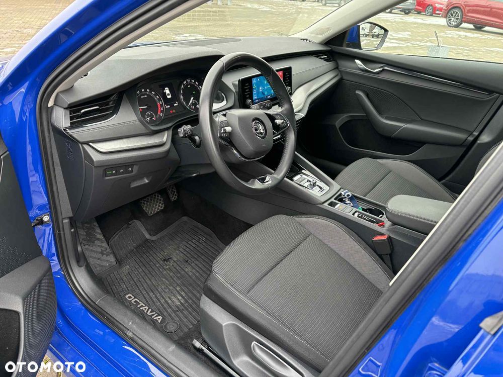 Skoda Octavia 2.0 TDI Ambition DSG - 7