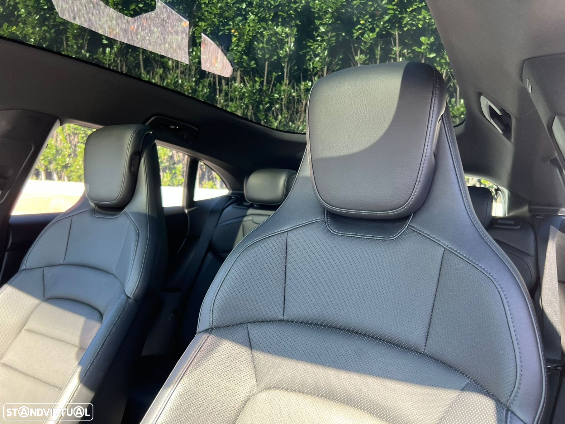 Porsche Taycan Sport Turismo - 32