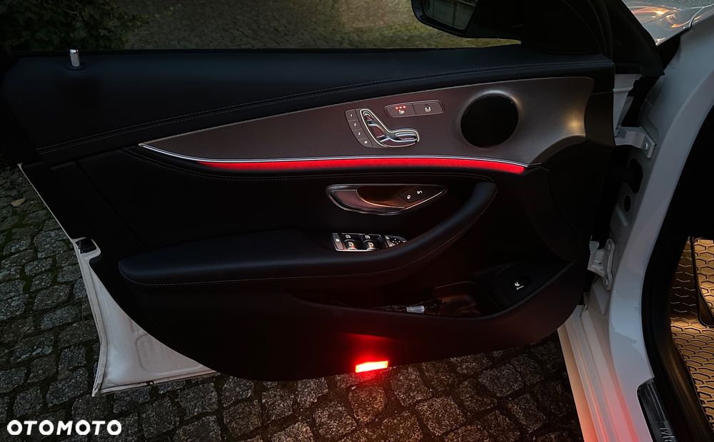 Mercedes-Benz Klasa E 220 d 9G-TRONIC - 24