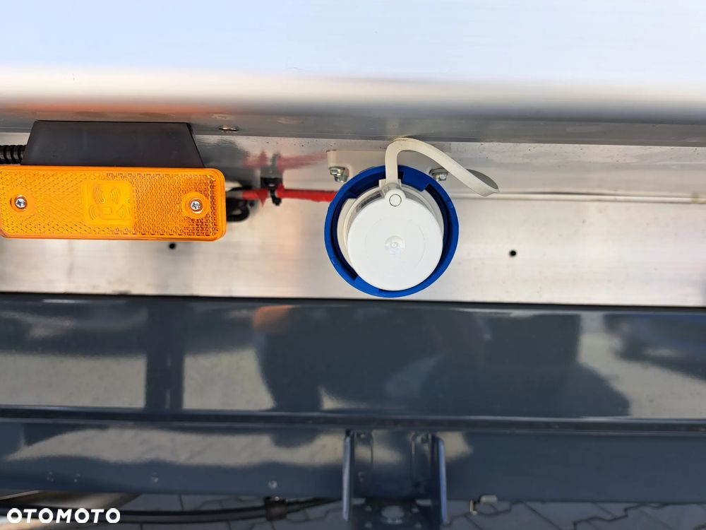 Fiat Ducato Kontener z windą - 19