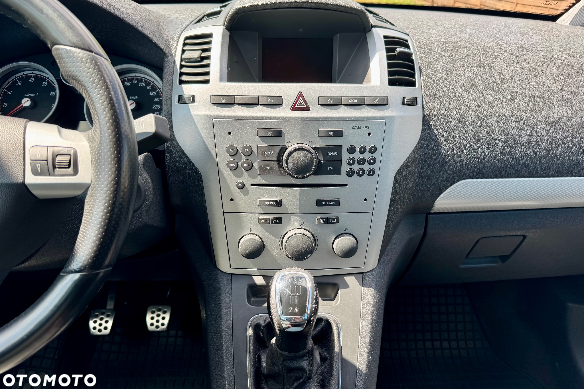 Opel Zafira - 23