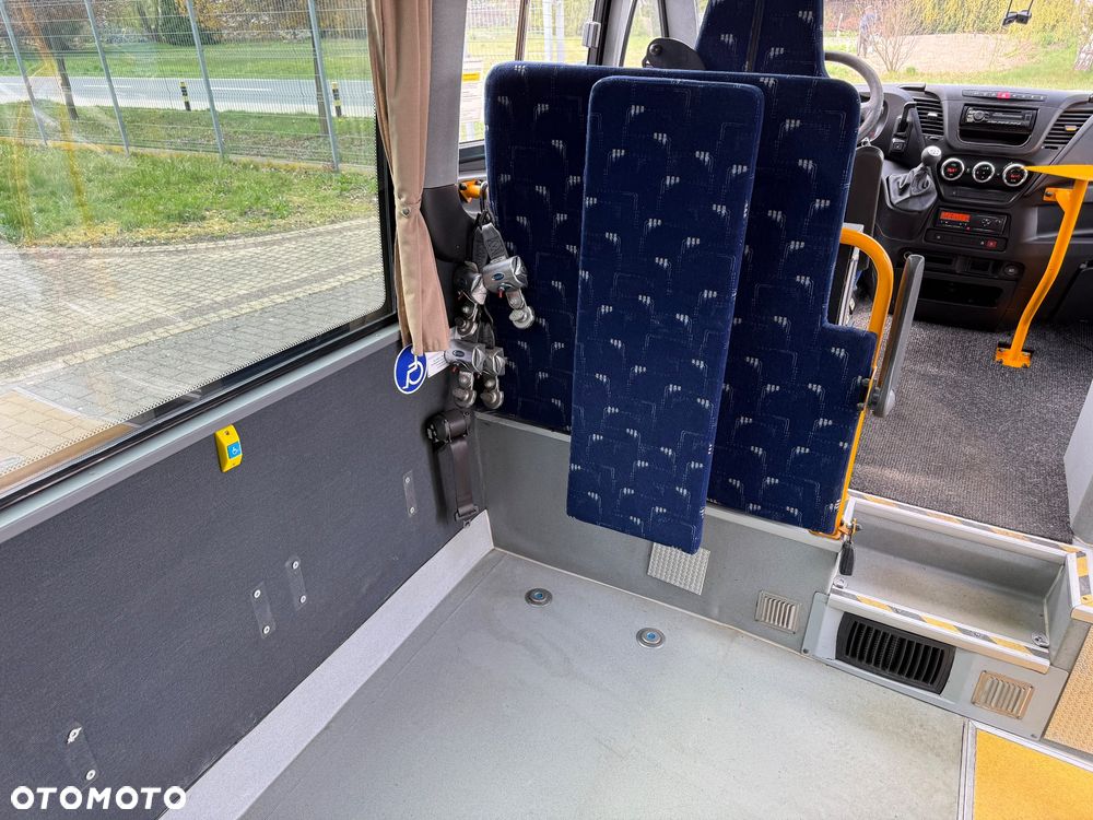 Iveco Rosero First - 18