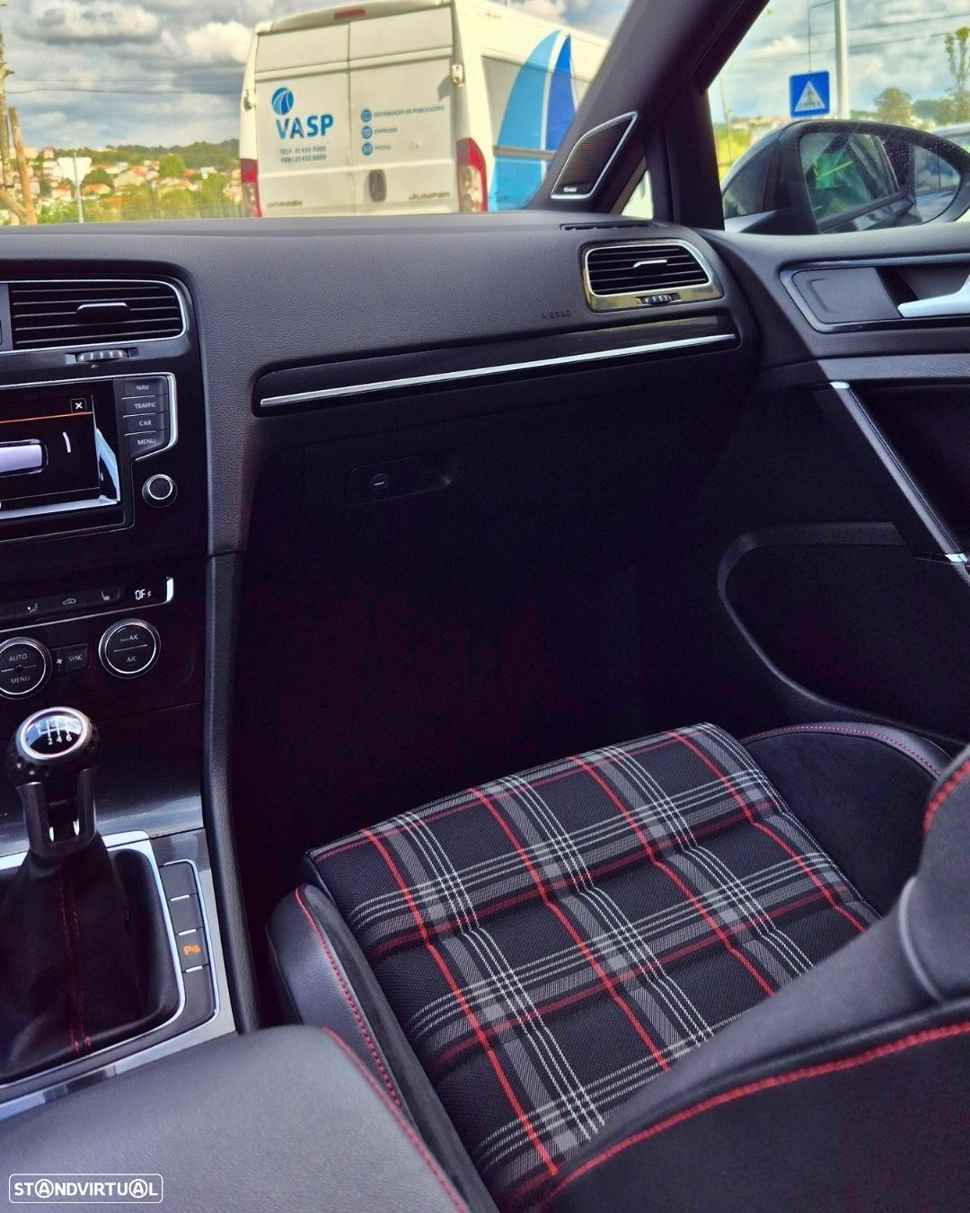 VW Golf 2.0 TSi GTi - 40