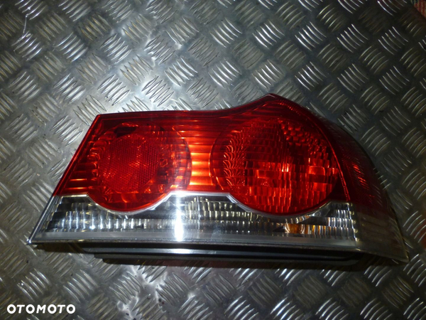 LAMPA TYŁ PRAWA VOLVO C70 07r.