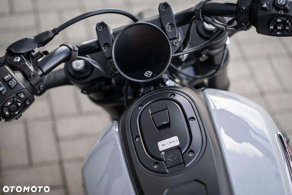 Harley-Davidson Sportster - 9