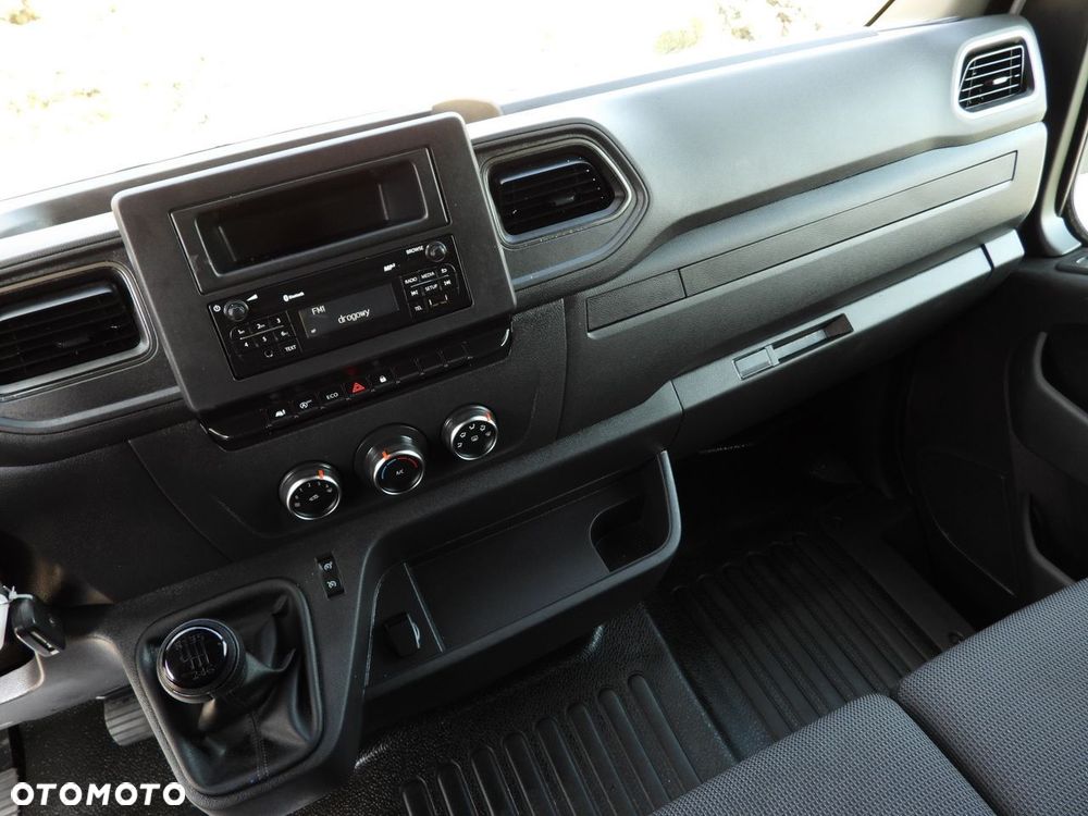 Renault MASTER PLANDEKA 10 PALET WEBASTO TEMPOMAT LEDY KLIMATYZACJA  165KM - 30