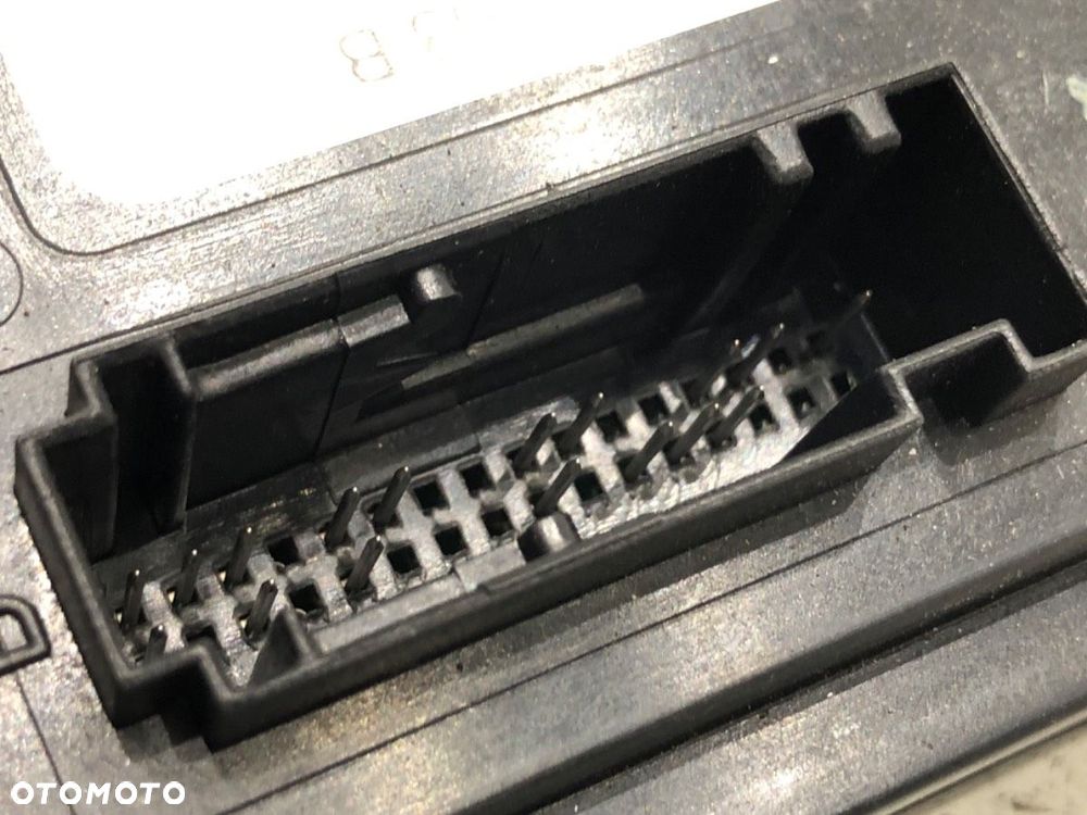 MODUŁ KOMFORTU - 99.00 PLN - AUDI A4 B8 Avant (8K5) 2007 - 2015 2.0 TDI 105 kW [143 KM] olej - 4