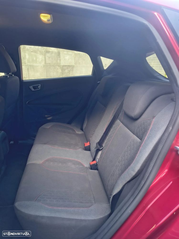 Ford Fiesta 1.0 EcoBoost S&S ST-LINE - 14