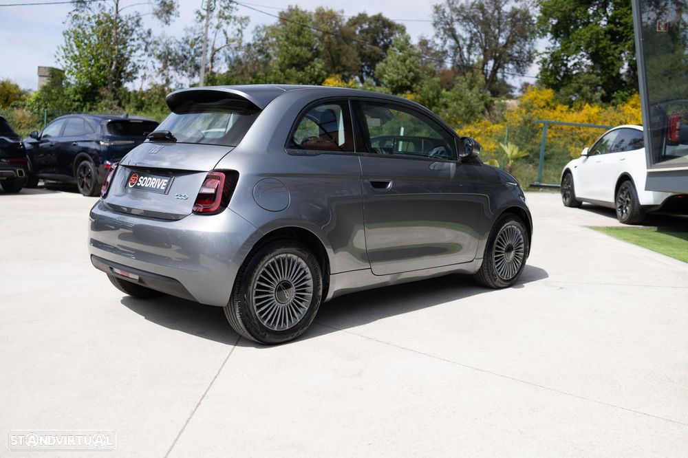 Fiat 500e 42 kWh Icon - 24