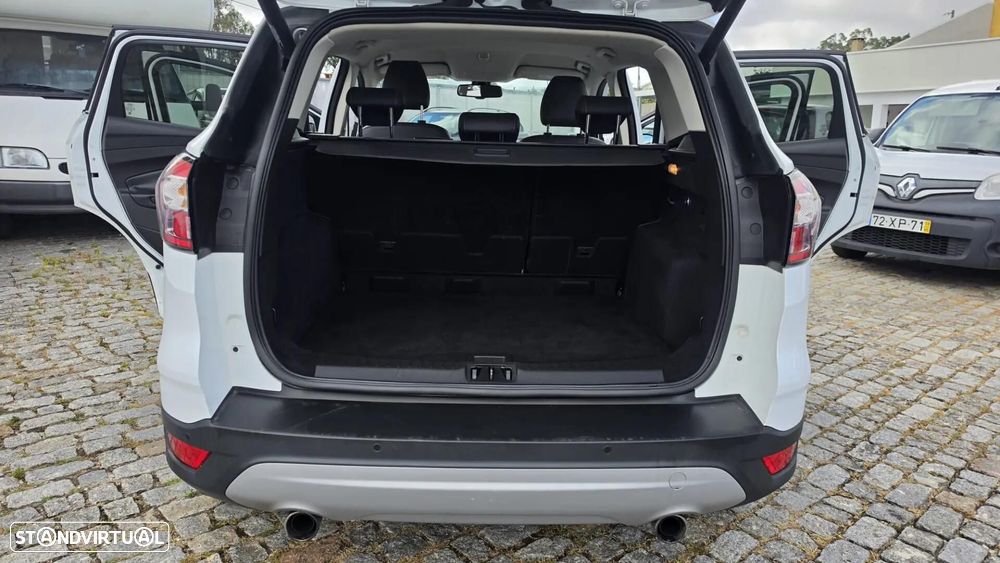 Ford Kuga 1.5 TDCi EcoBlue Titanium - 26