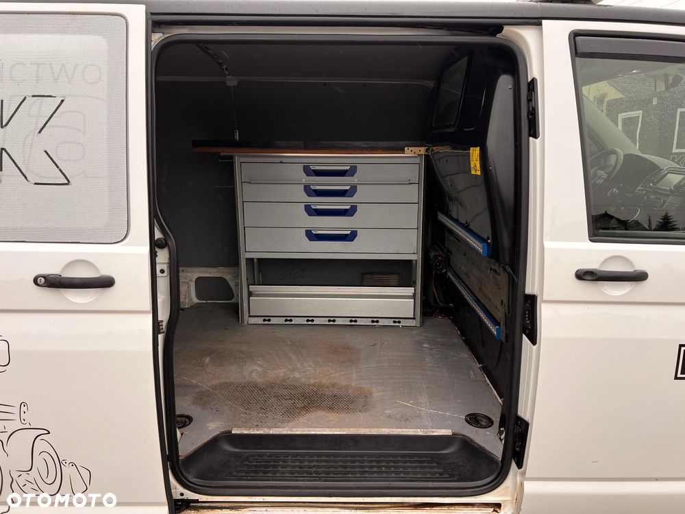 Volkswagen Transporter - 13