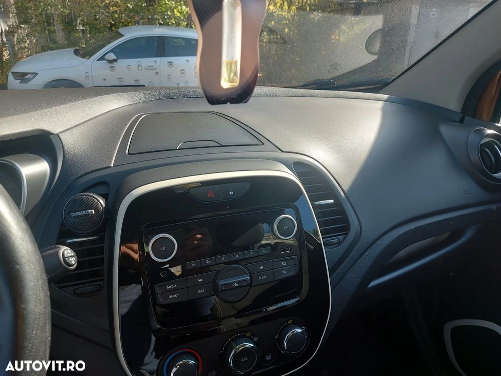 Renault Captur TCe Life Evo - 10