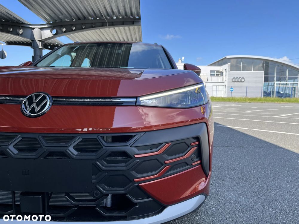 Volkswagen T-Roc 1.5 eTSI Life DSG - 23
