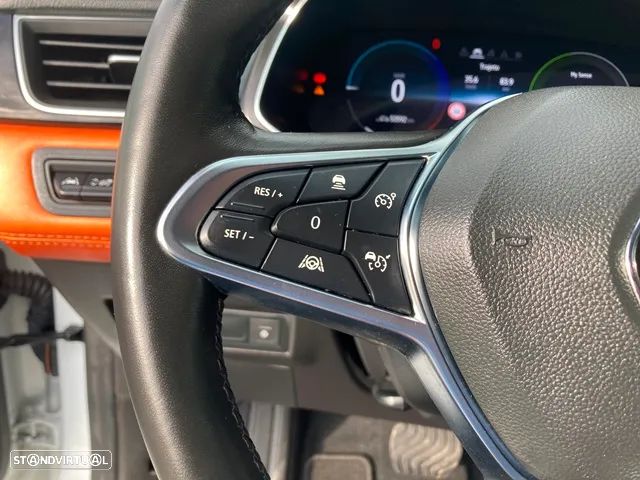 Renault Captur 1.6 E-Tech Plug-In Exclusive - 18