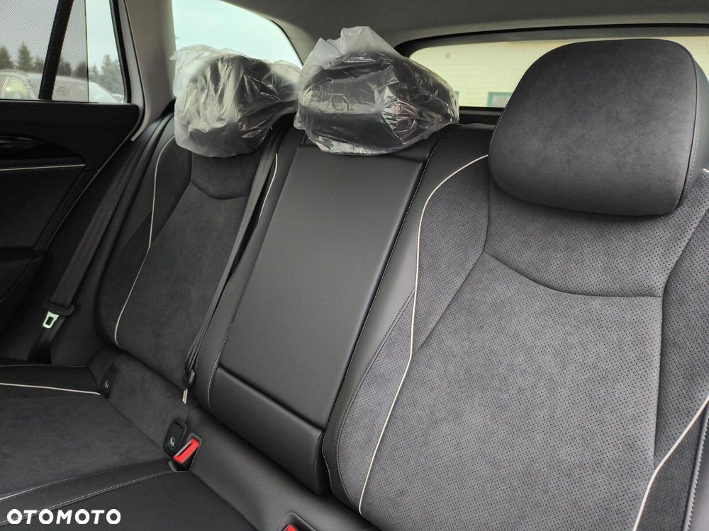 Volkswagen Passat Variant 2.0 TSI Business Plus DSG - 16