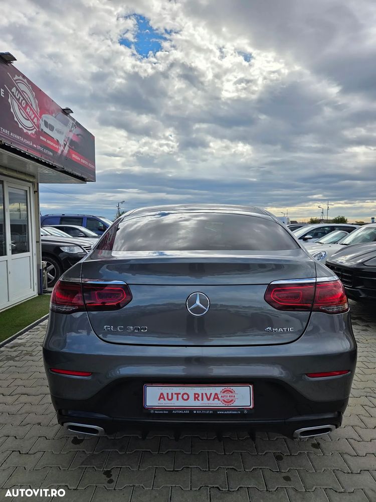 Mercedes-Benz GLC Coupe 300 4Matic 9G-TRONIC AMG Line - 28