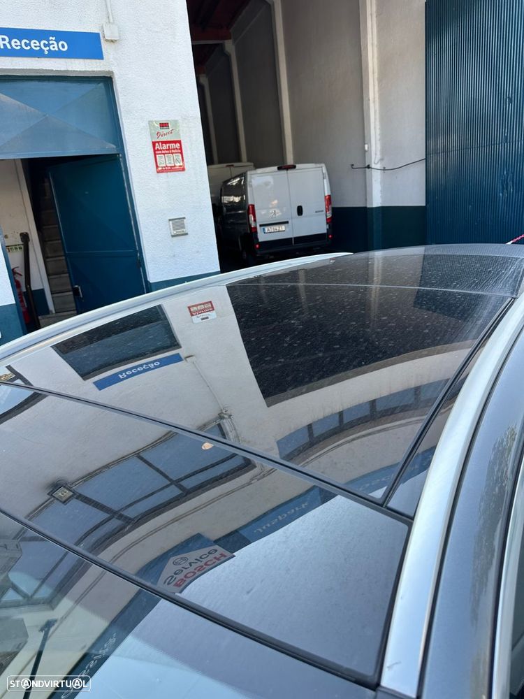 Mercedes-Benz E 220 d AMG Line - 16