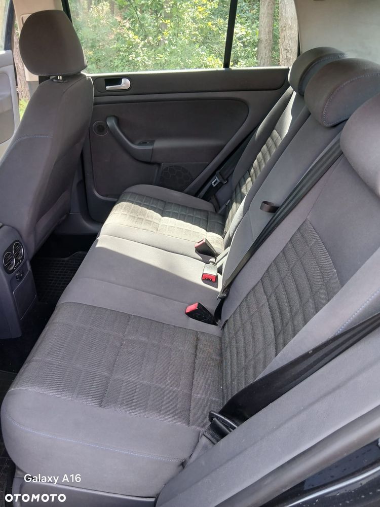 Volkswagen Golf Plus 1.9 TDI Tour - 15