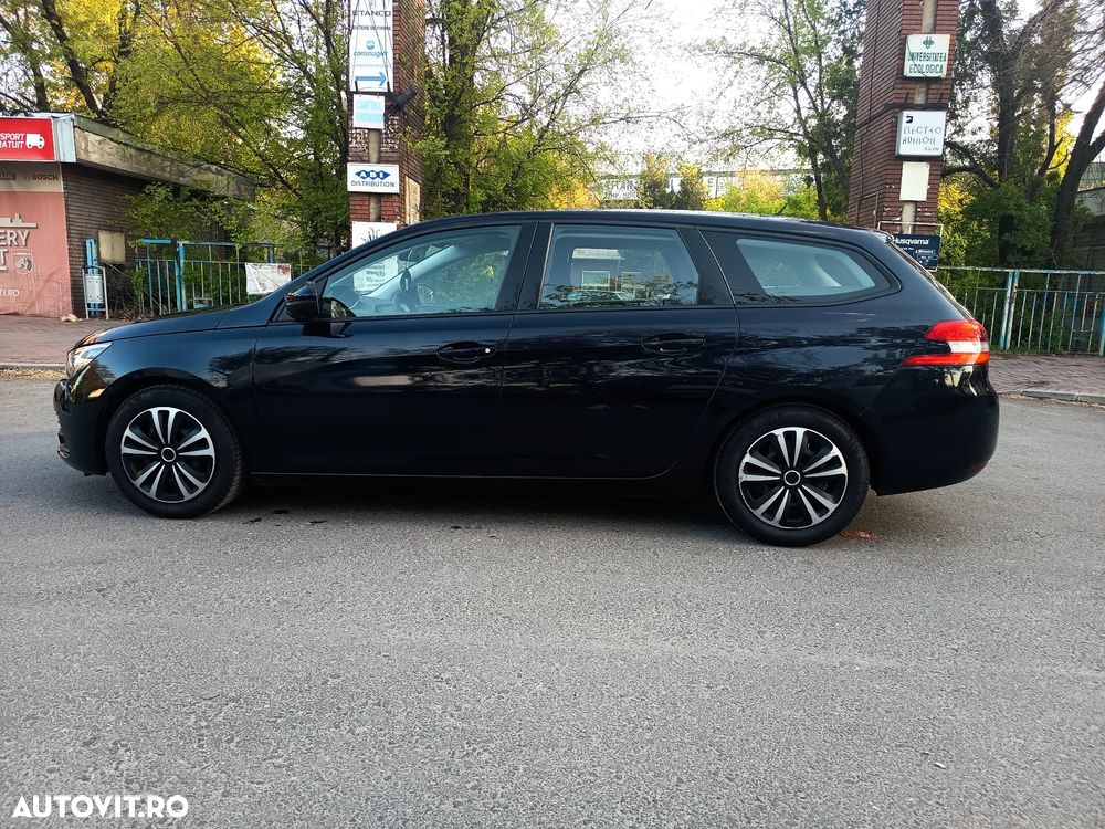 Peugeot 308 1.2 L PureTech Turbo S&S Access - 5