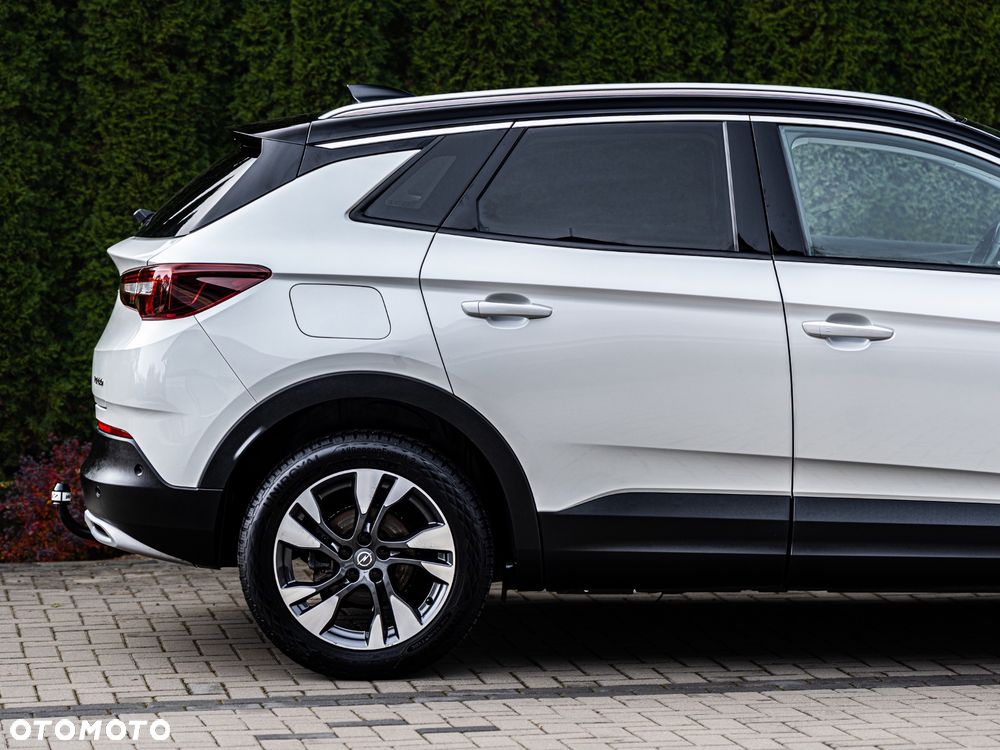 Opel Grandland X 1.2 Start/Stop Business Edition - 22